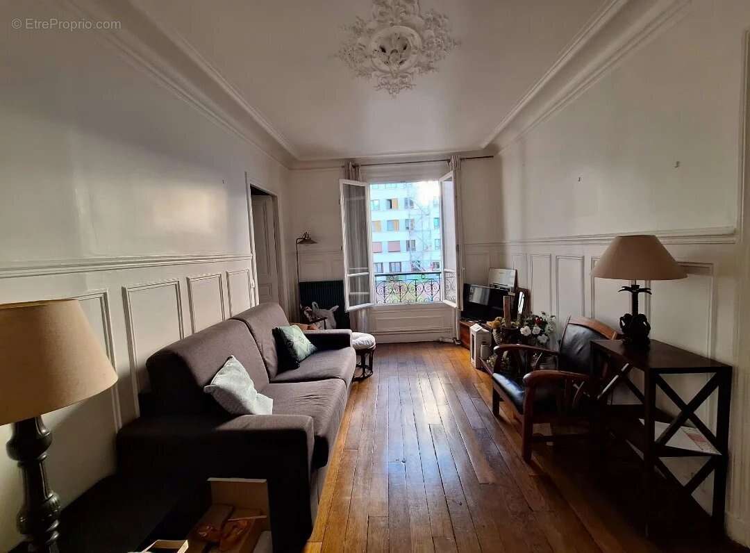 Appartement à ISSY-LES-MOULINEAUX