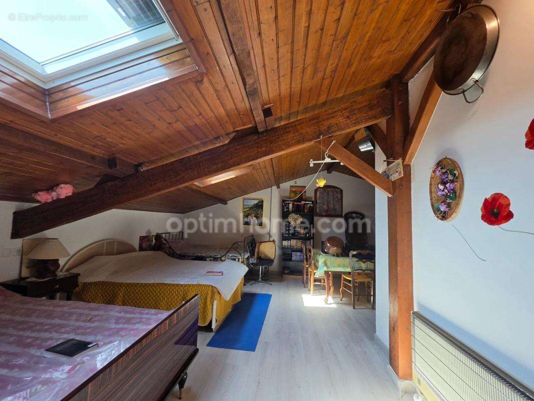 Maison 144 m² – 4 chambres – terrain 1 970 m² avec piscine – Salles 33770 - photo 11