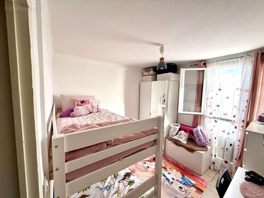 Appartement à MARSEILLE-15E