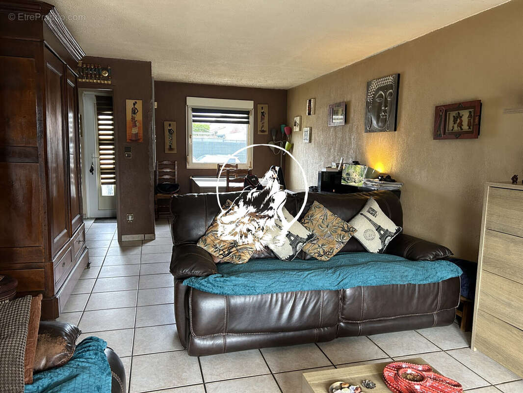 Maison à LONGEVILLE-LES-SAINT-AVOLD