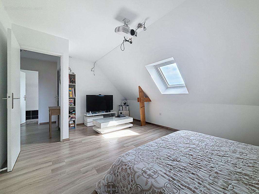 Maison à SAINT-LYPHARD