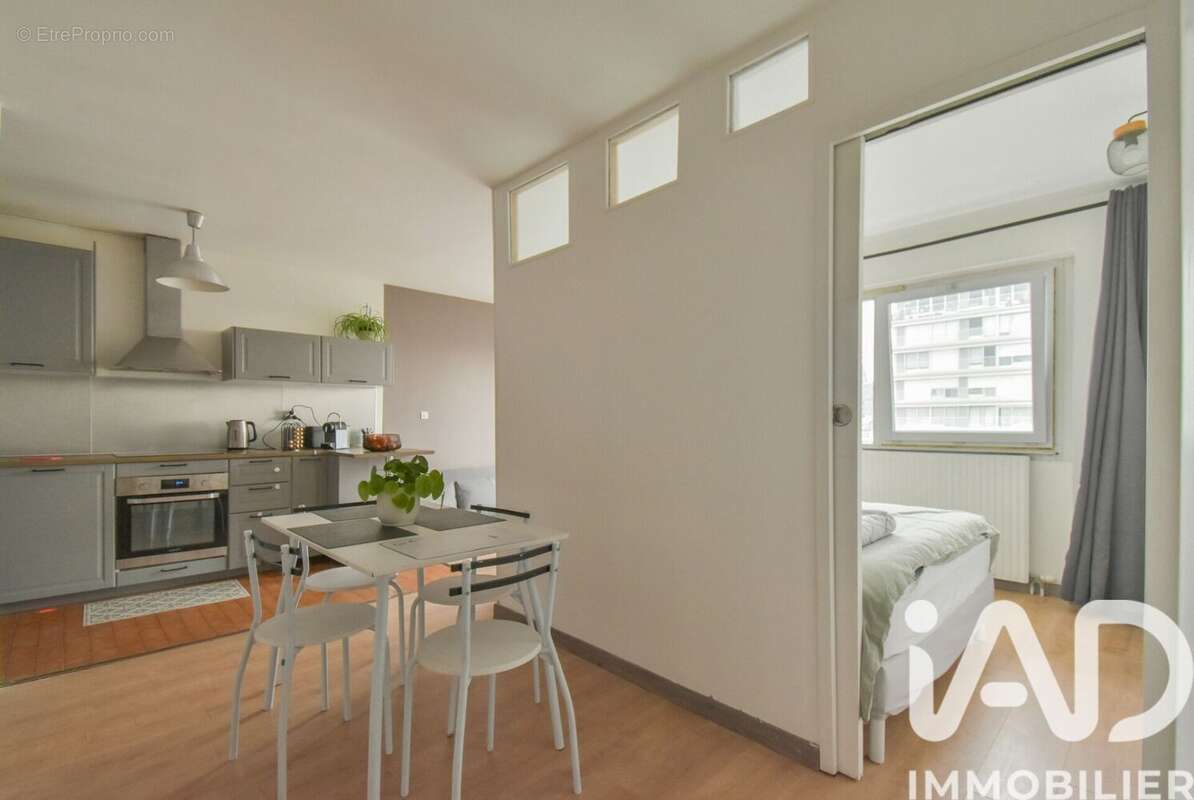 Photo 8 - Appartement à PUTEAUX