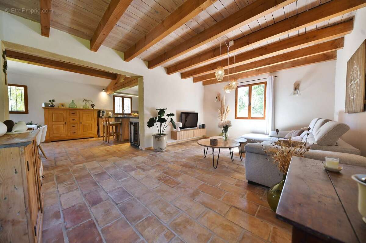 Maison à UZES
