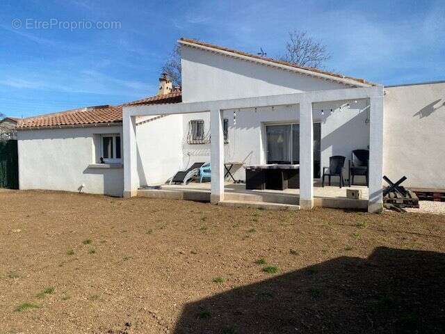 Maison à LEZIGNAN-LA-CEBE