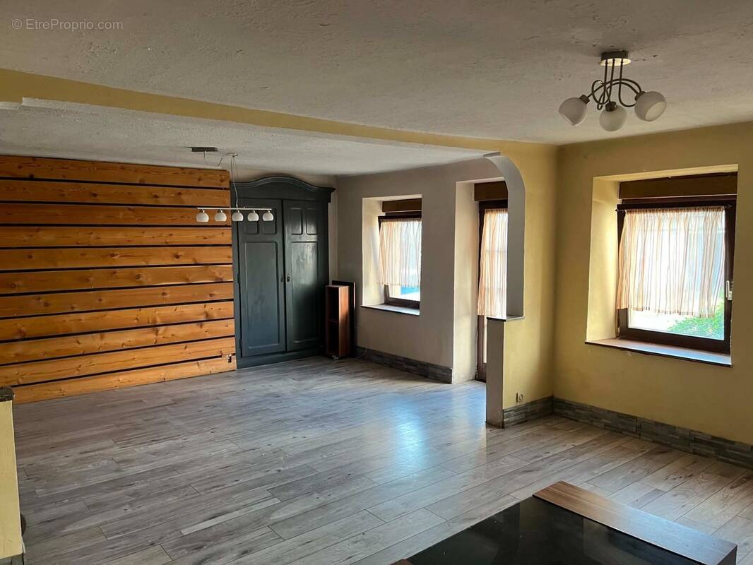 Photo Maison à Schmittviller au prix de 55 000€