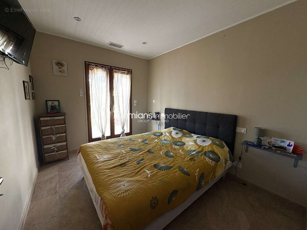 Maison 222 m² à Thuir  - photo 5