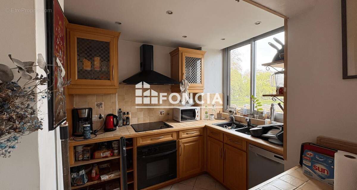 Appartement à FRESNES