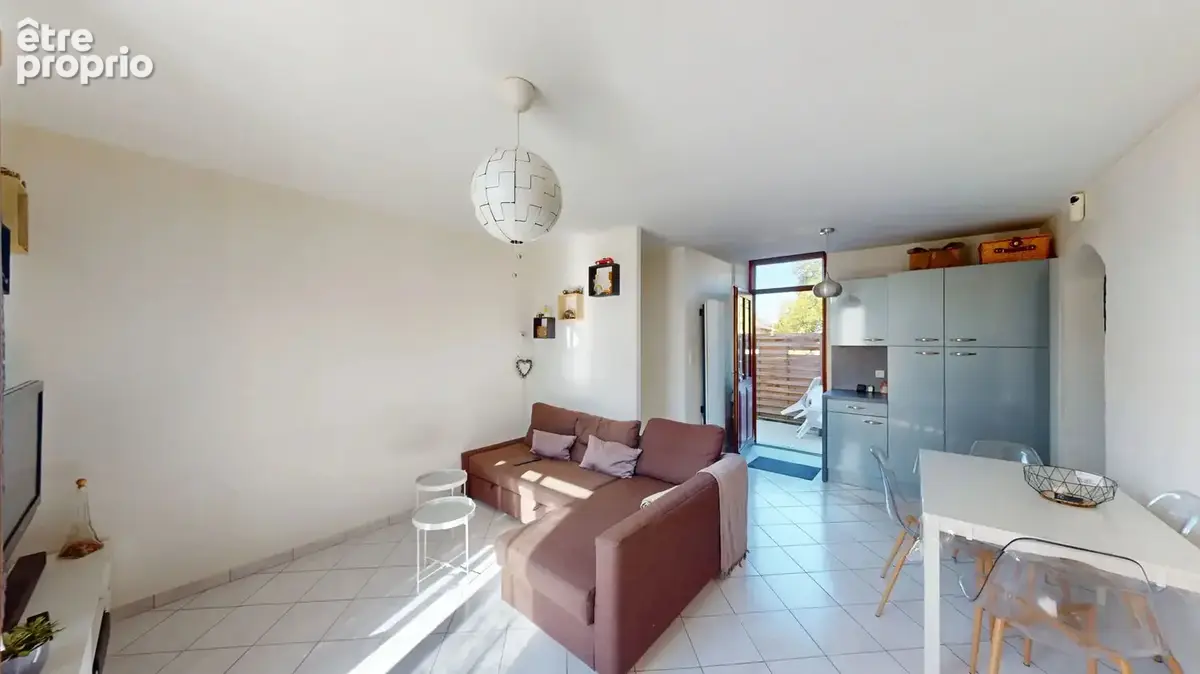 Domène -T3 rez-de-jardin avec 2 extérieurs privatifs et cave - photo 6
