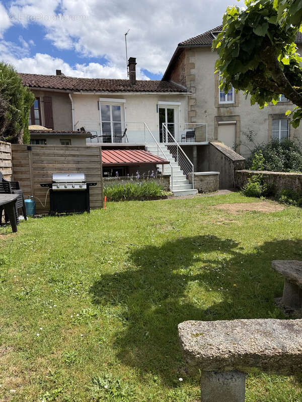 Maison à NIEUL