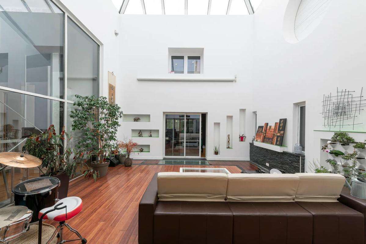 Maison à VILLENEUVE-SAINT-DENIS
