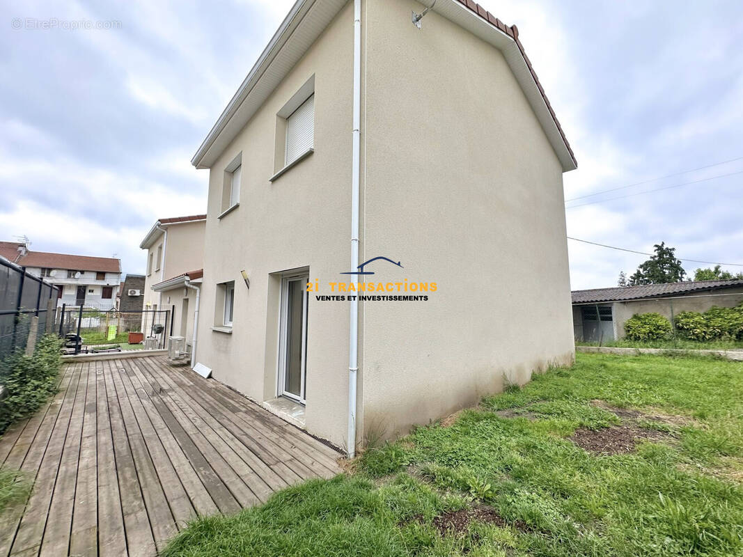 Maison à LA GRAND-CROIX