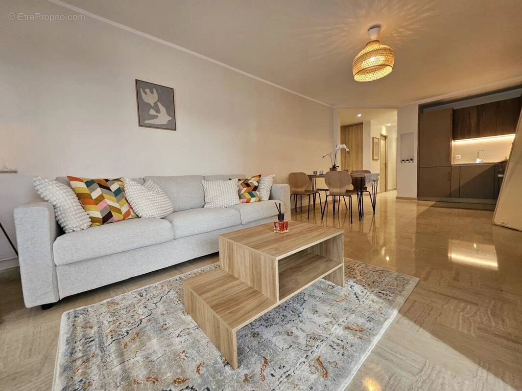 Appartement à CAGNES-SUR-MER