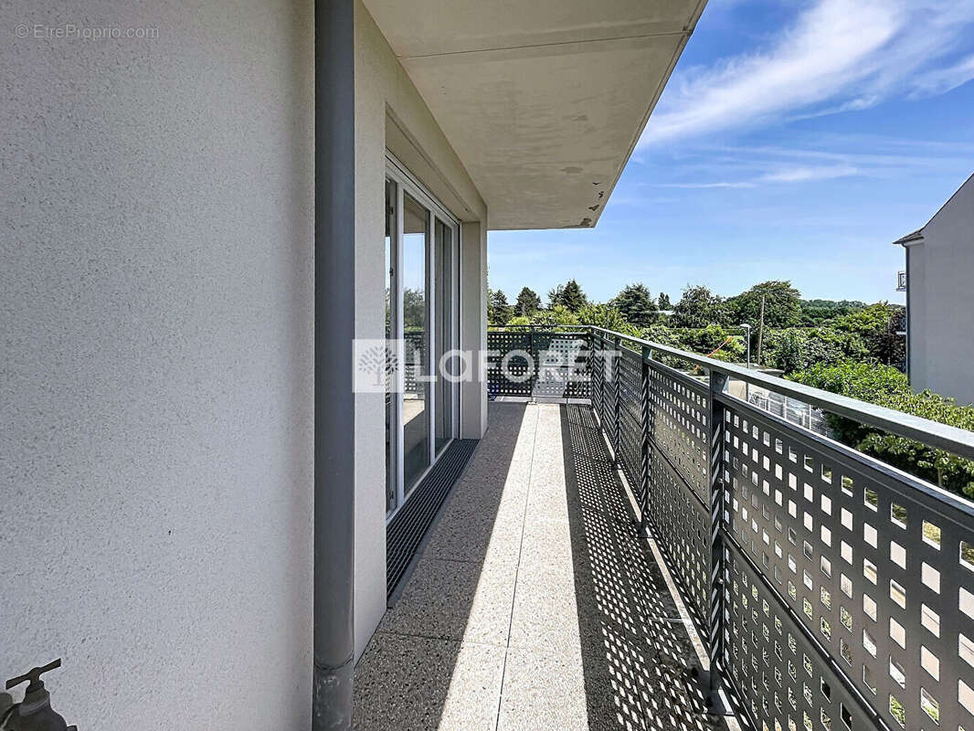 Appartement à CHENNEVIERES-SUR-MARNE