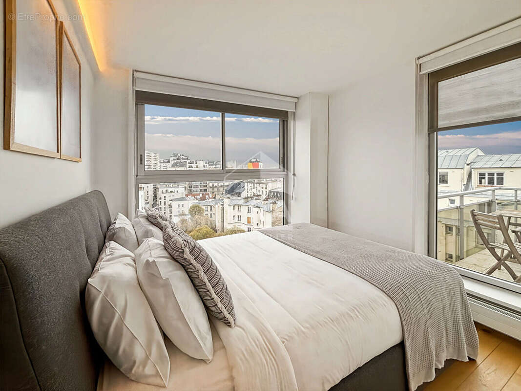 Appartement à PARIS-15E