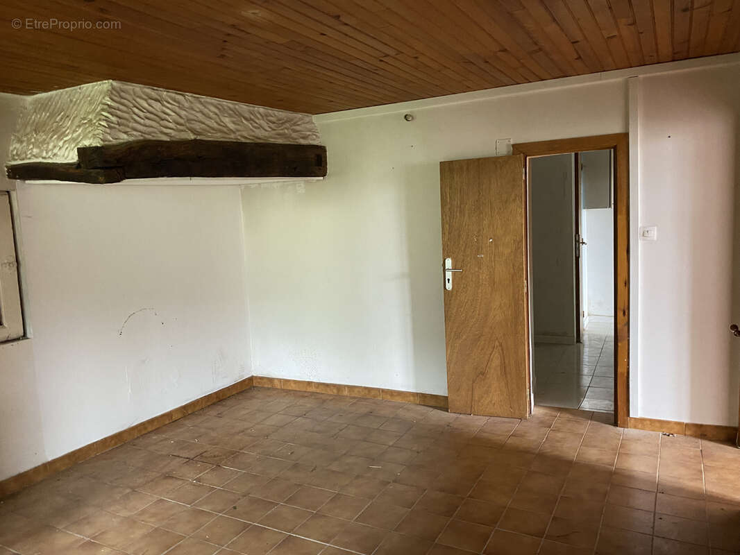 Maison à SAINT-ANDRE-DE-MAJENCOULES