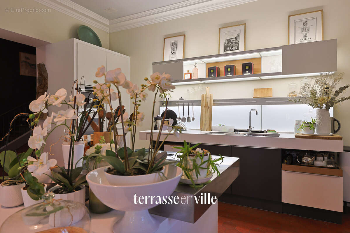 Appartement à LA CRAU