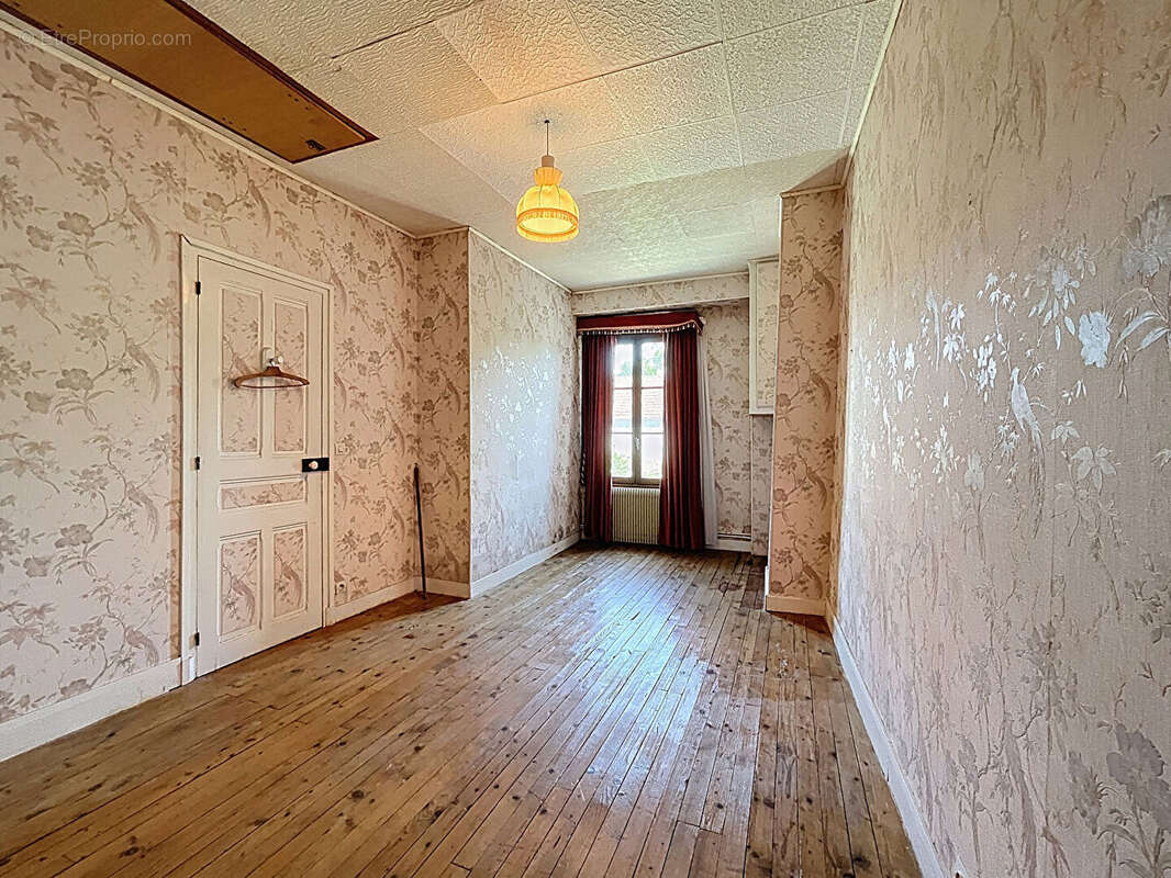 Maison à HARGEVILLE