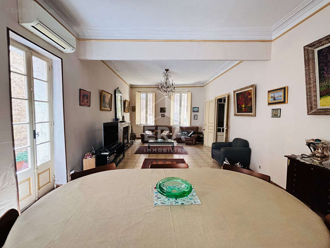 Maison 214m² à saint-mitre-les-remparts - photo 4
