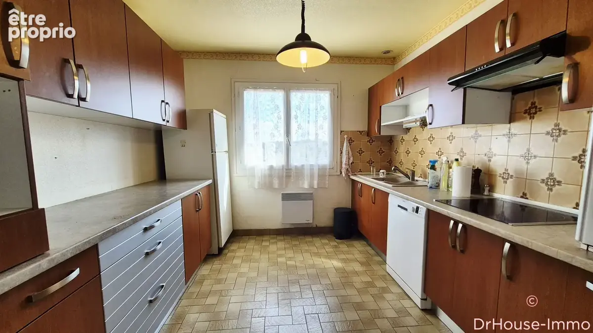 Maison 6 pièces 113 m² à vendre à Le Breuil-Sur-Couze (63340) - photo 7