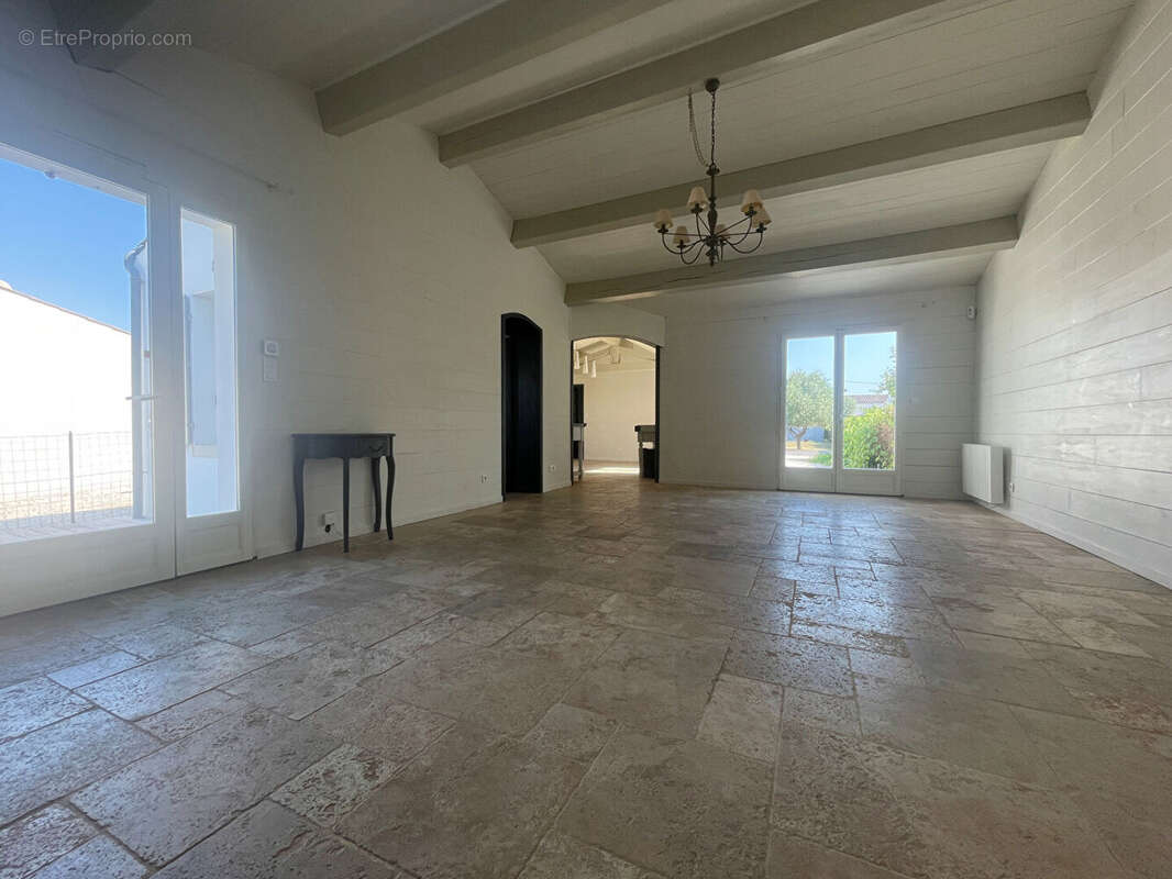Charmante maison 3 chambres sur terrain de 1084 m² proche plage - photo 9