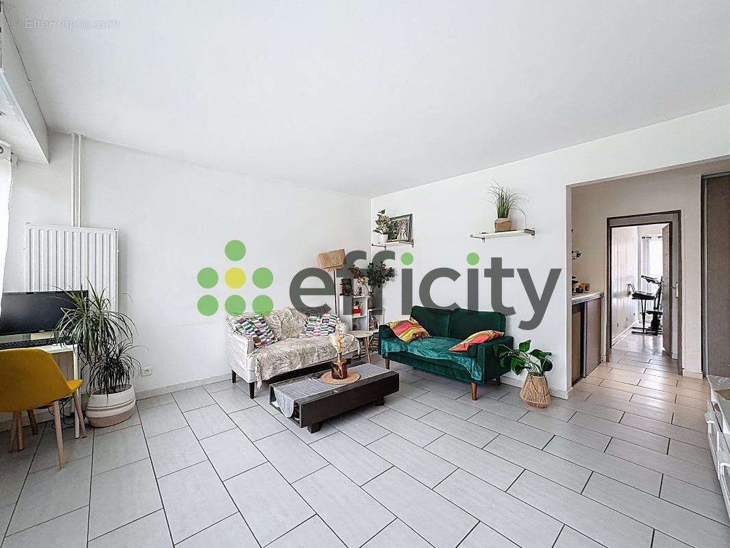 Appartement à VILLIERS-SUR-MARNE