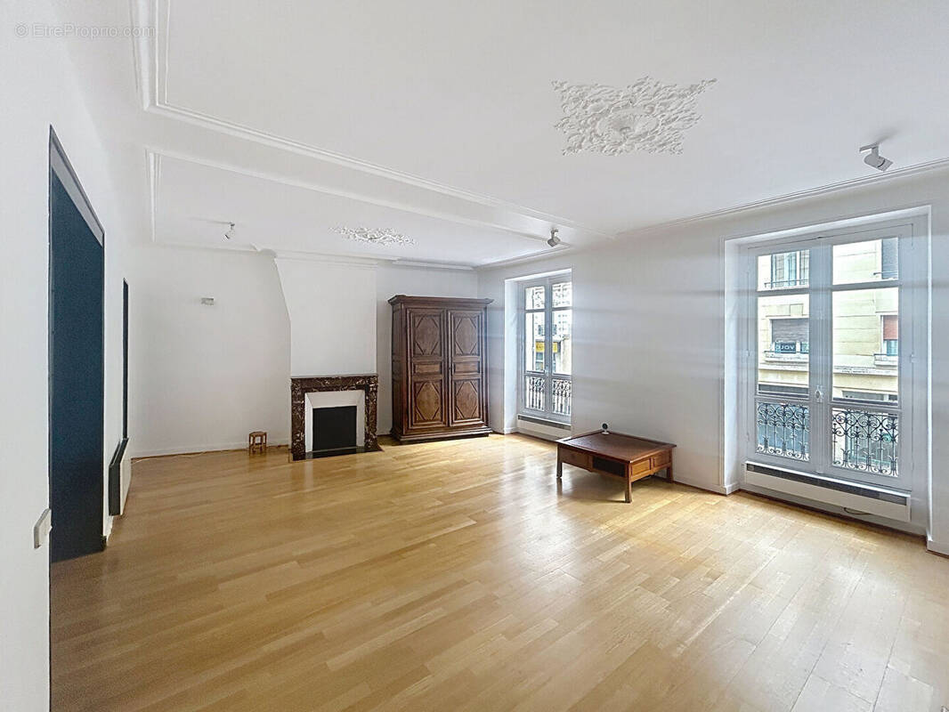 Appartement à PARIS-5E