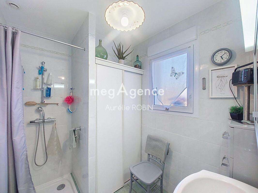 Pavillon 130m² 3 chambres et un bureau - photo 7