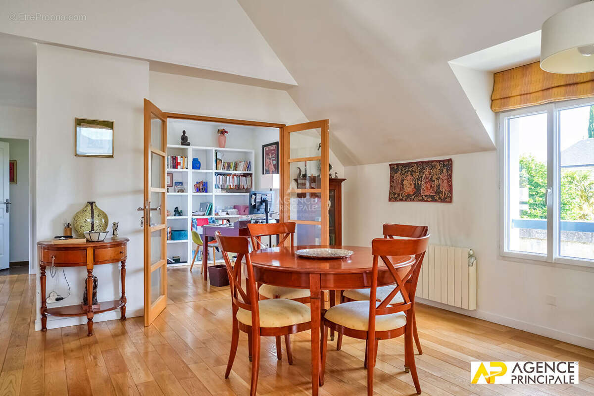 Appartement à MAISONS-LAFFITTE