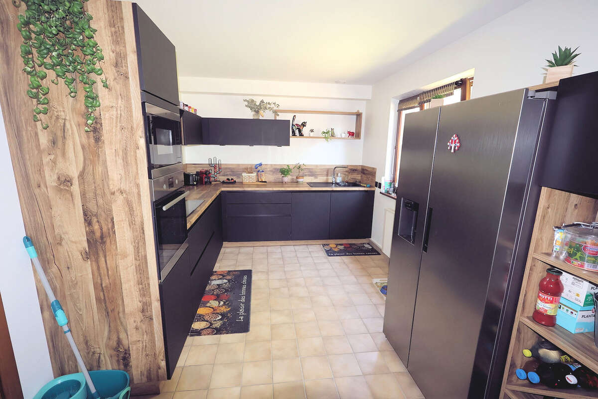 Blotzheim dans une impasse charmante maison de 115 m2 sur 5,29 ares de terrain - photo 3