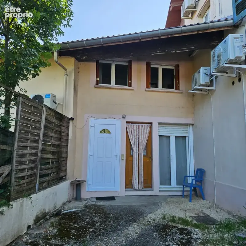 Appartement  T 2 Mansardé avec parking privatif 41 m2 - photo 2