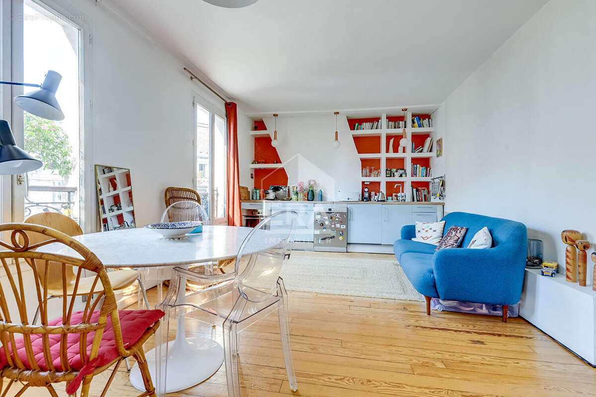 Appartement à PARIS-17E