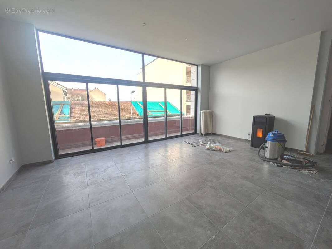 Proche du centre de FEURS, Appartement de 125m2 à vendre. - photo 10