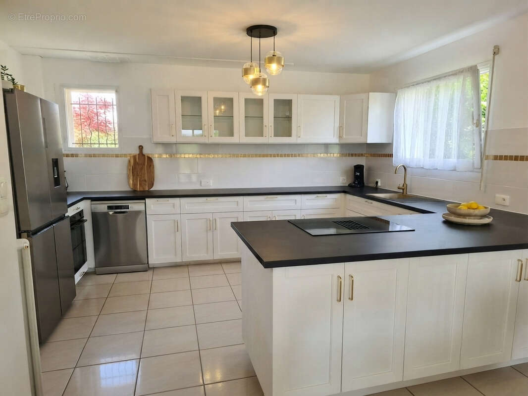 Exclusivté en impasse, villa avec piscine - photo 4