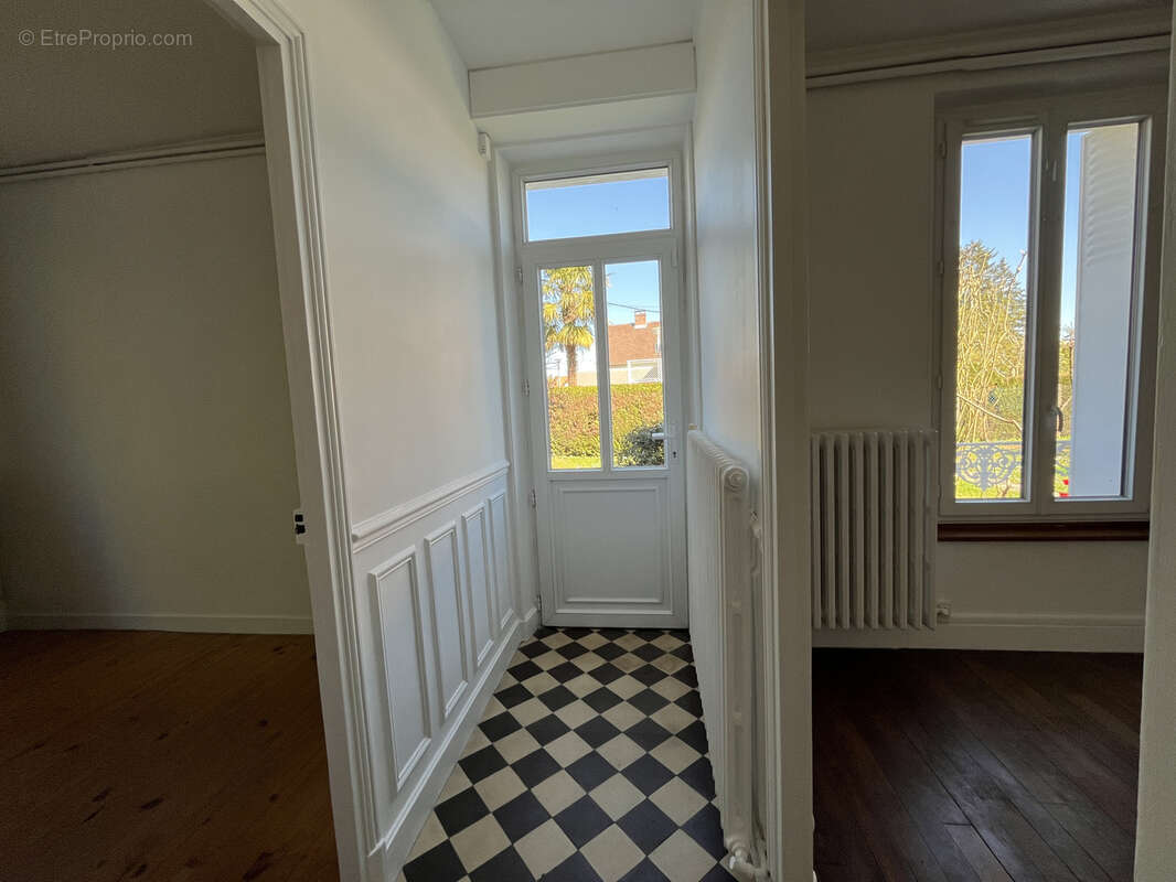 Maison à MALESHERBES