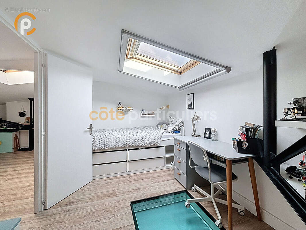 Appartement à IVRY-SUR-SEINE