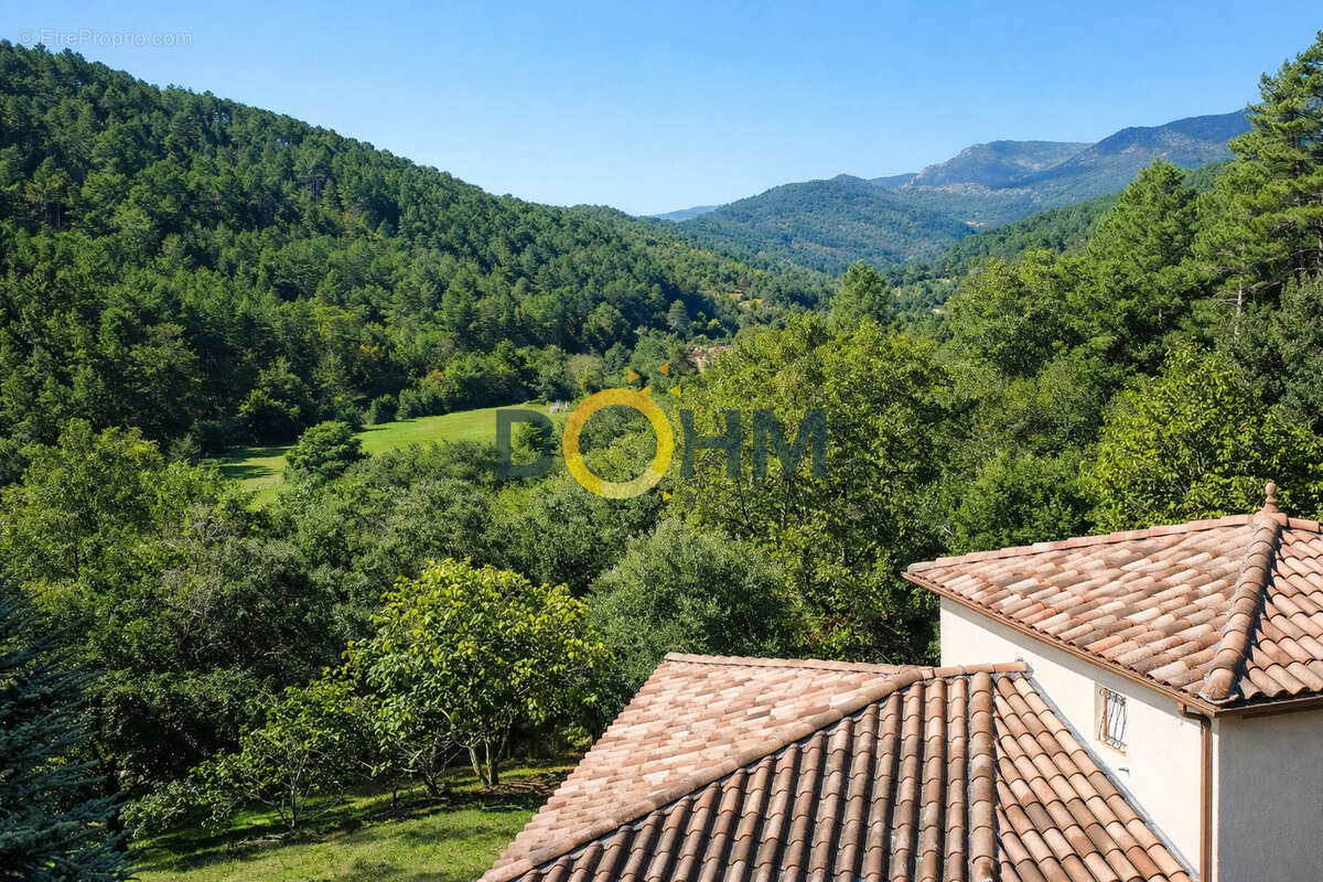Maison à SENECHAS