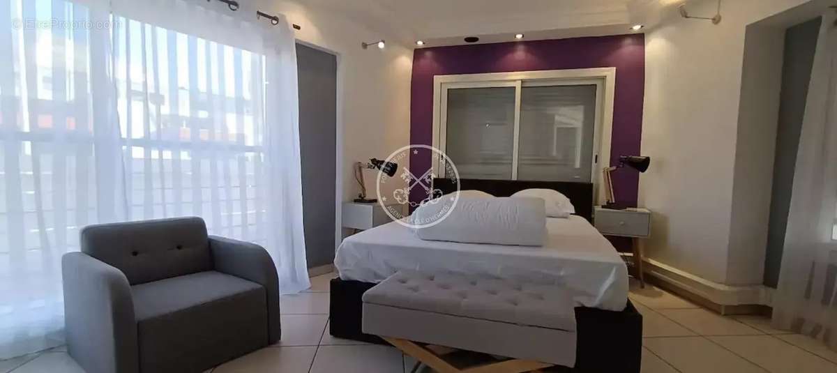 Appartement à SAINT-RAPHAEL