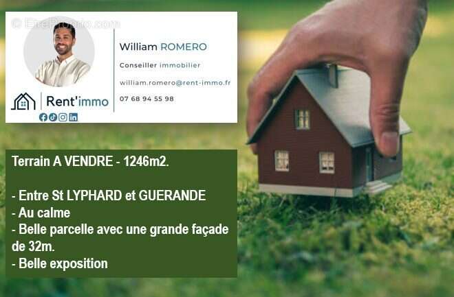 Terrain à SAINT-LYPHARD