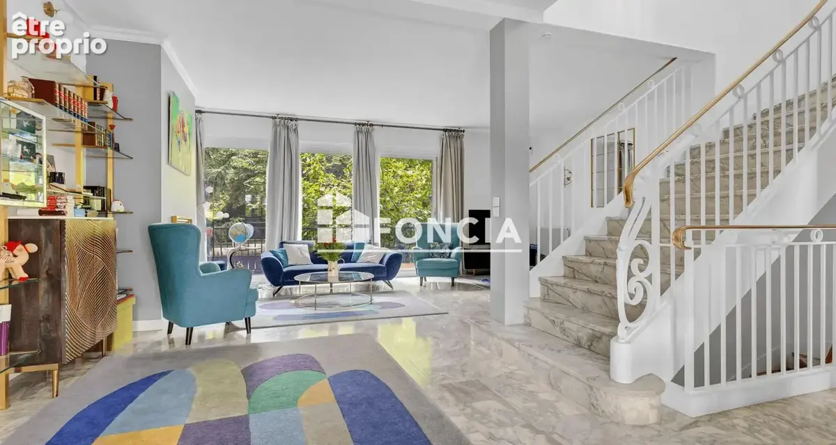 Maison dans un cadre de vie prestigieux et une adresse de haut standing - photo 2