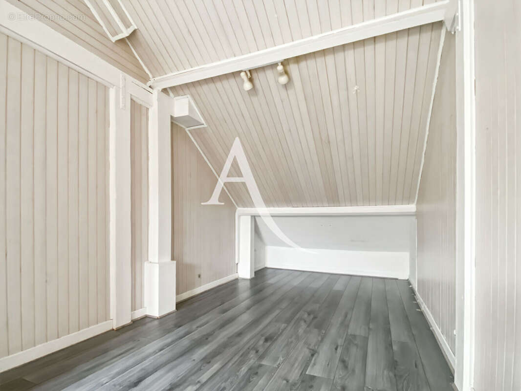 Maison à BOIS-D'ARCY