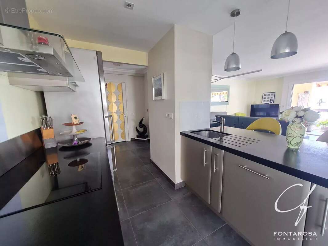 Appartement à FREJUS