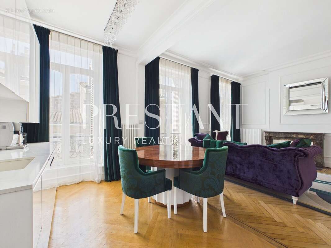 Appartement à BORDEAUX