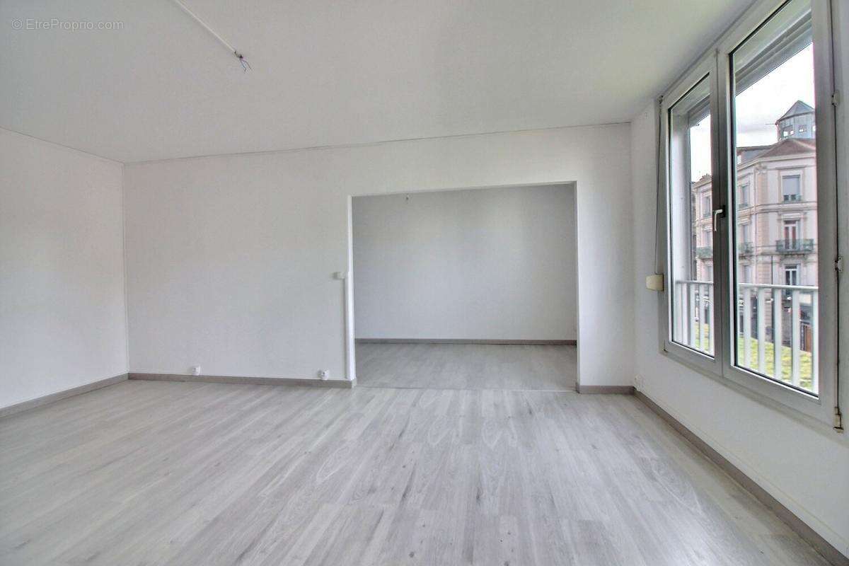 Appartement à FIRMINY