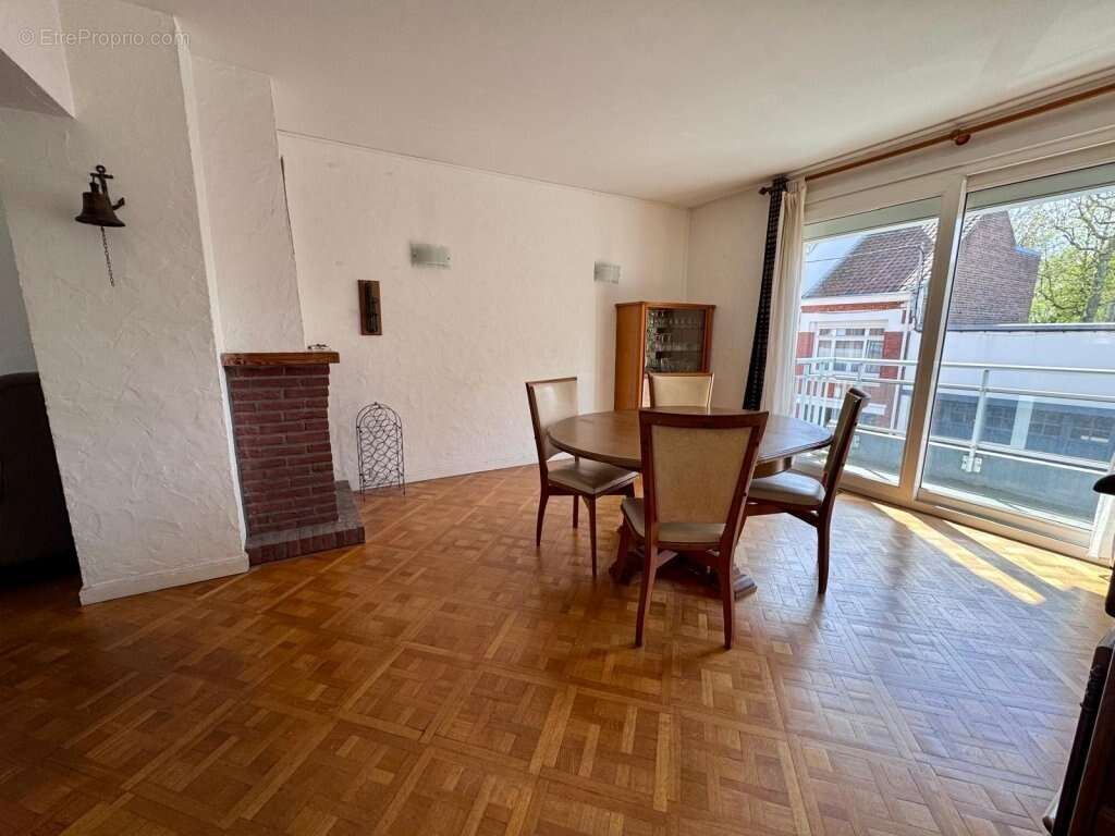 Appartement à LA MADELEINE