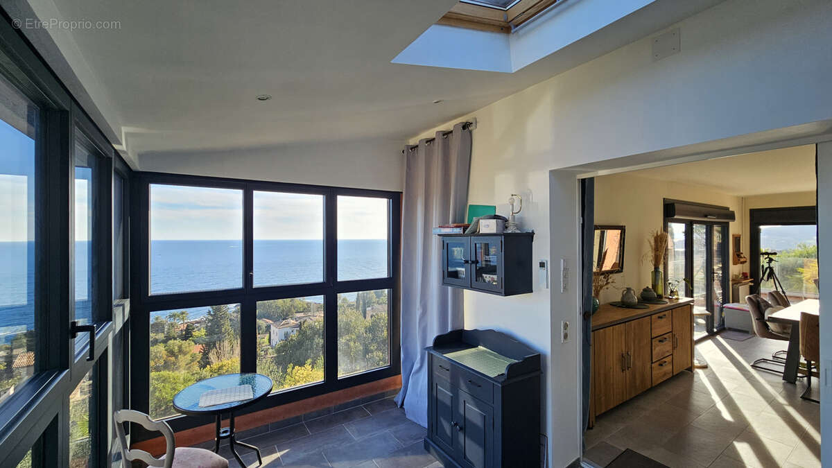 Maison à SAINT-RAPHAEL