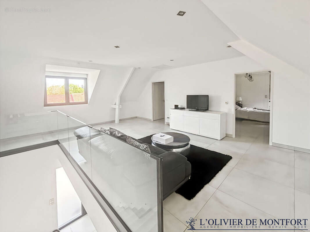 Maison à MONTFORT-L'AMAURY