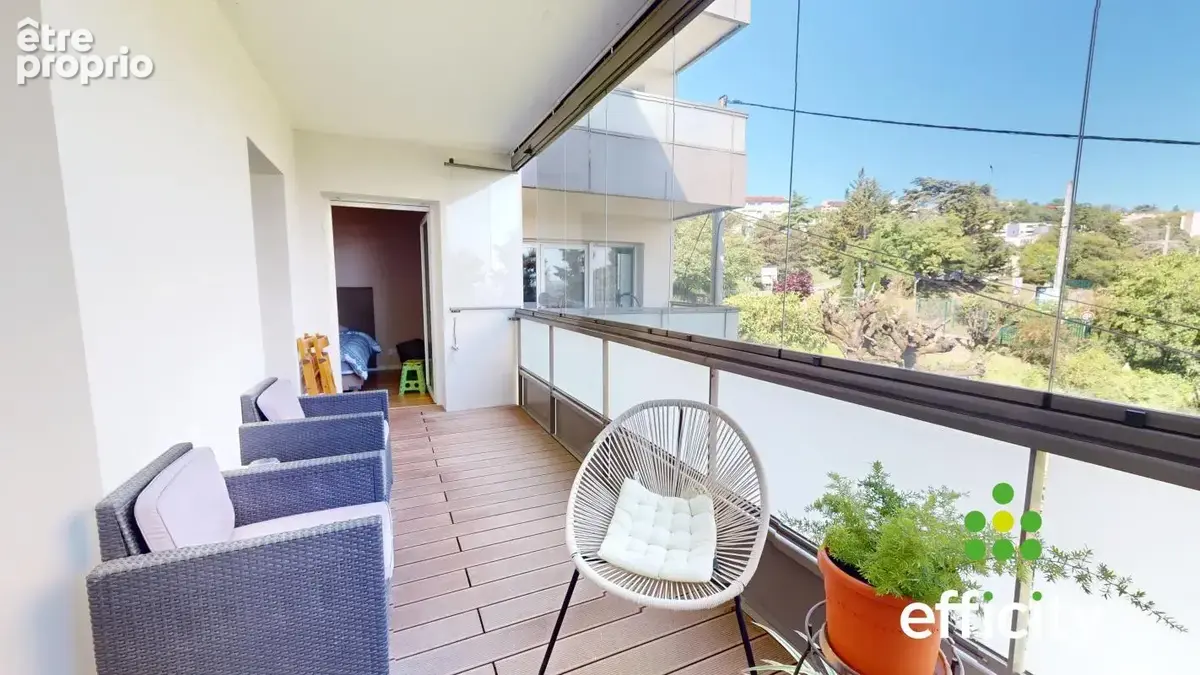 Appartement à LA MULATIERE