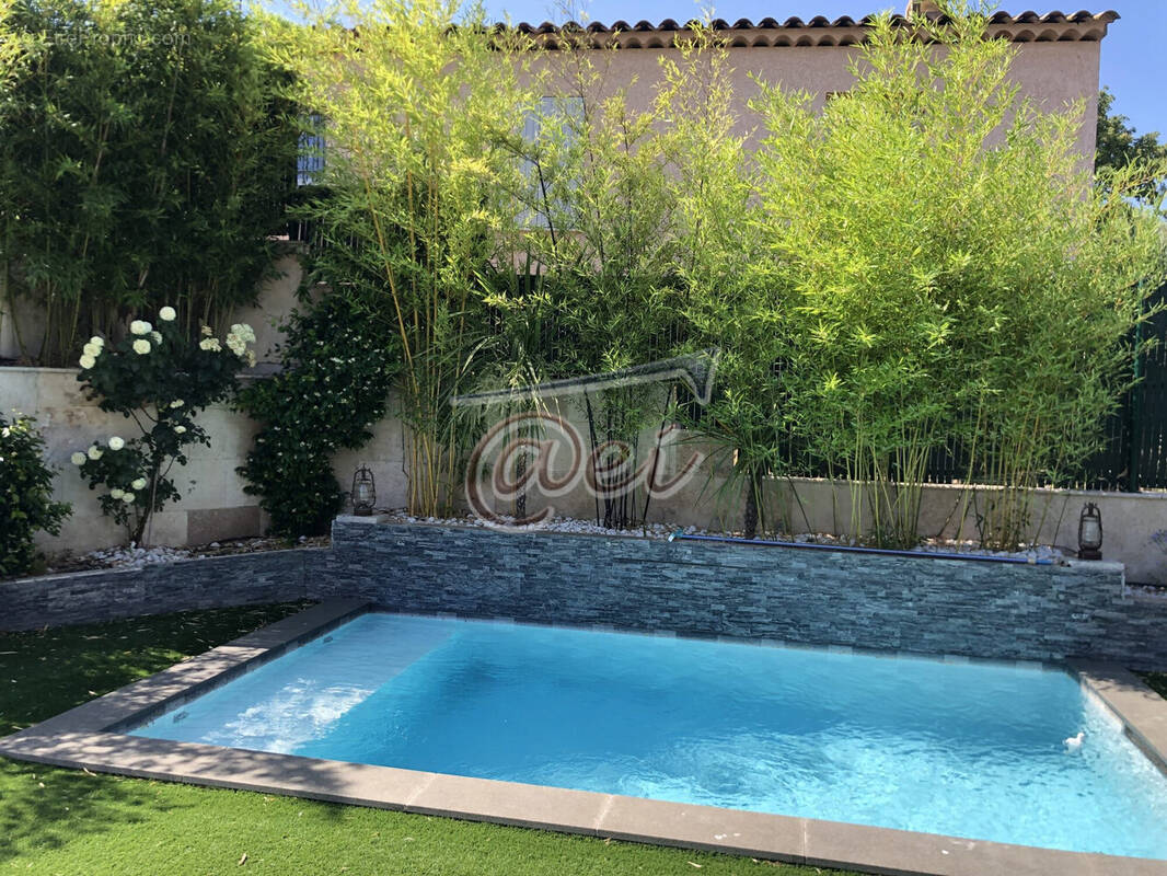 Maison à SAINT-MAXIMIN-LA-SAINTE-BAUME