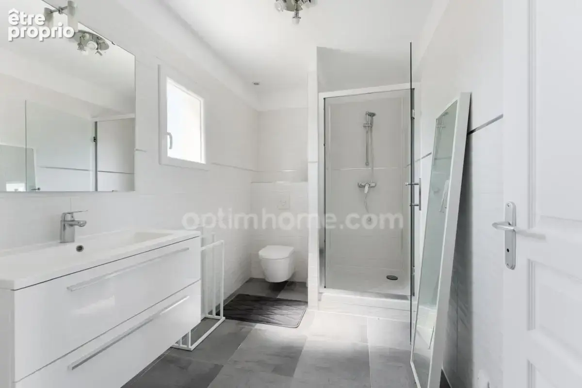 Lunel (34400) – maison individuelle – 4 chambres – piscine chauffée – terrasse – 2 logements – garage - photo 16