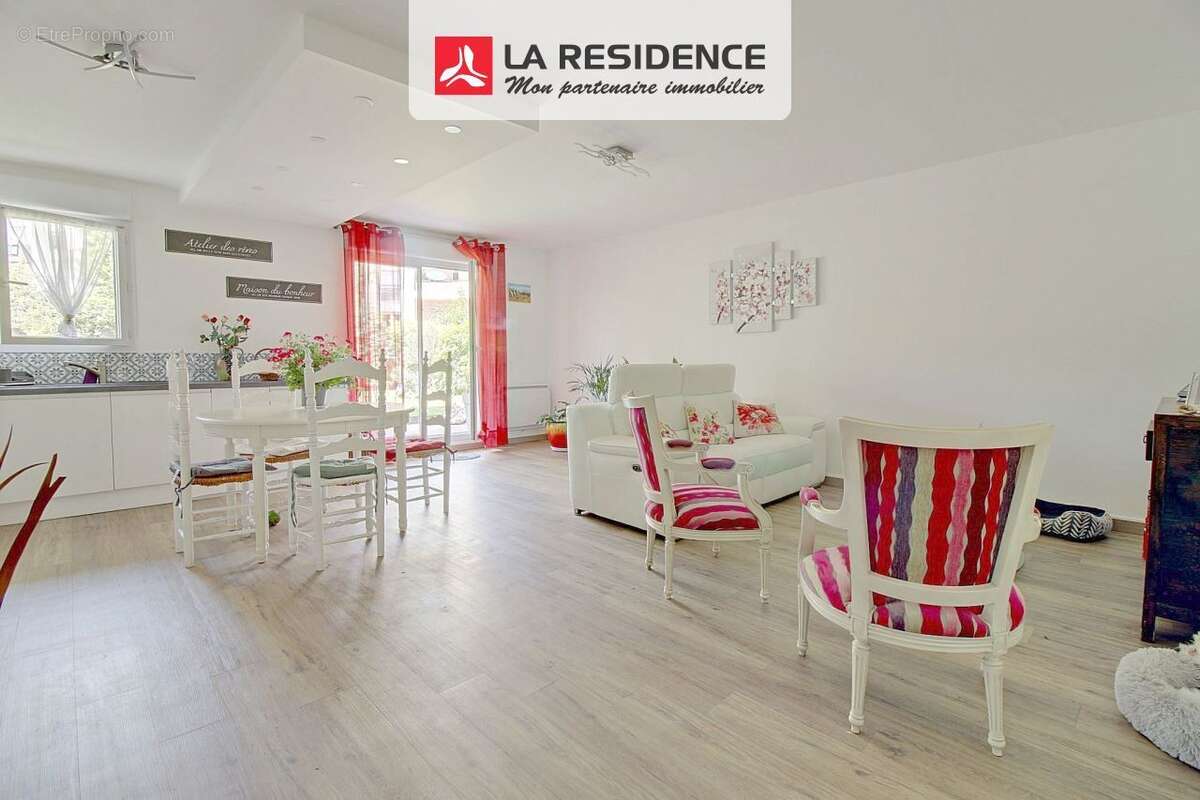 Appartement 68 m² à Poissy  - photo 2